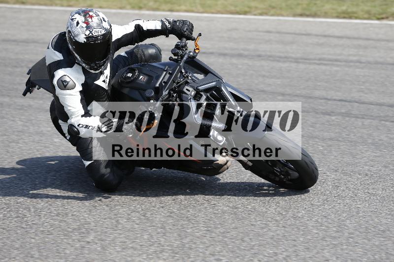 /Archiv-2025/49 26.08.2025 Cornu Master School ADR/blau-bleu/62